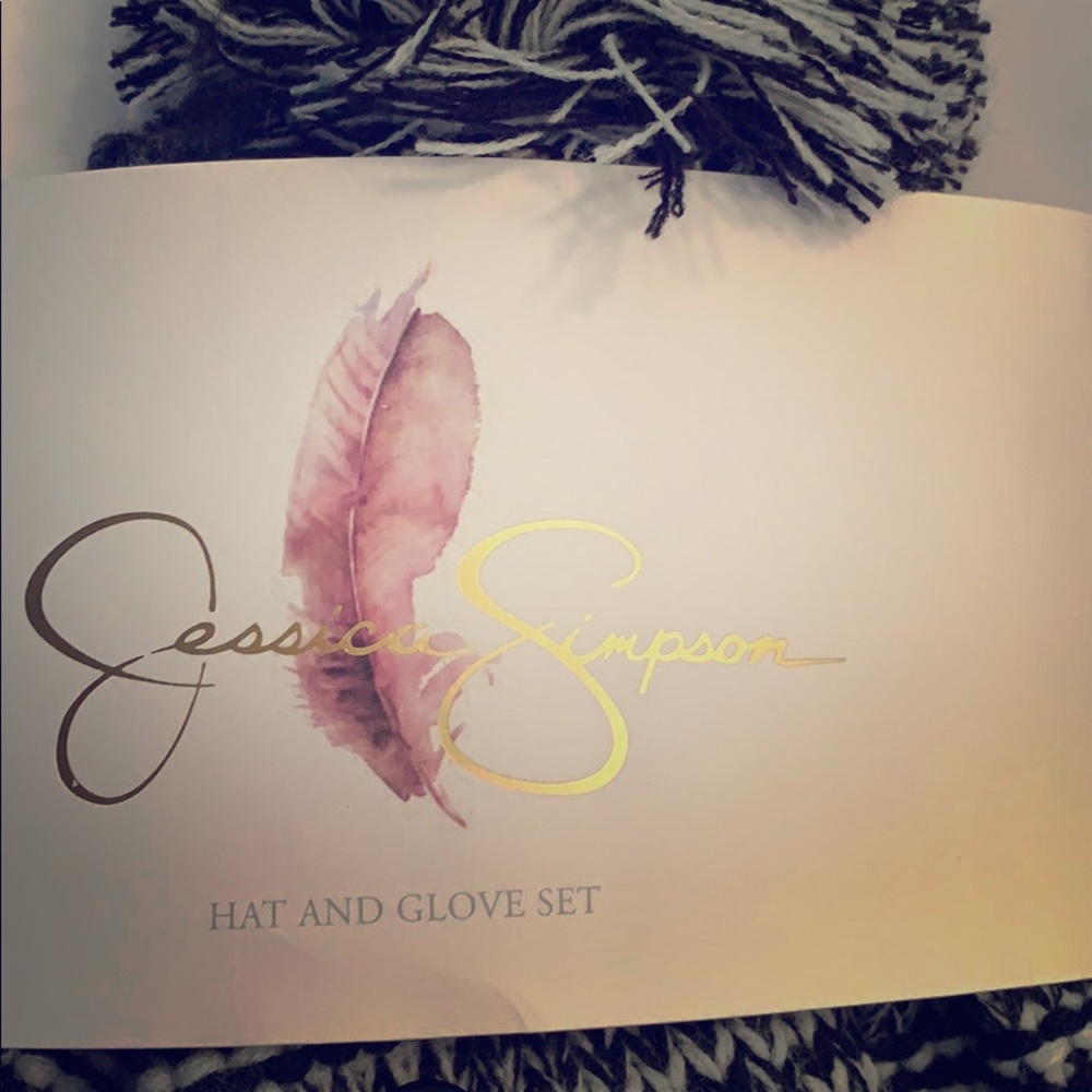 JS  hat and fingerless gloves/mittens set